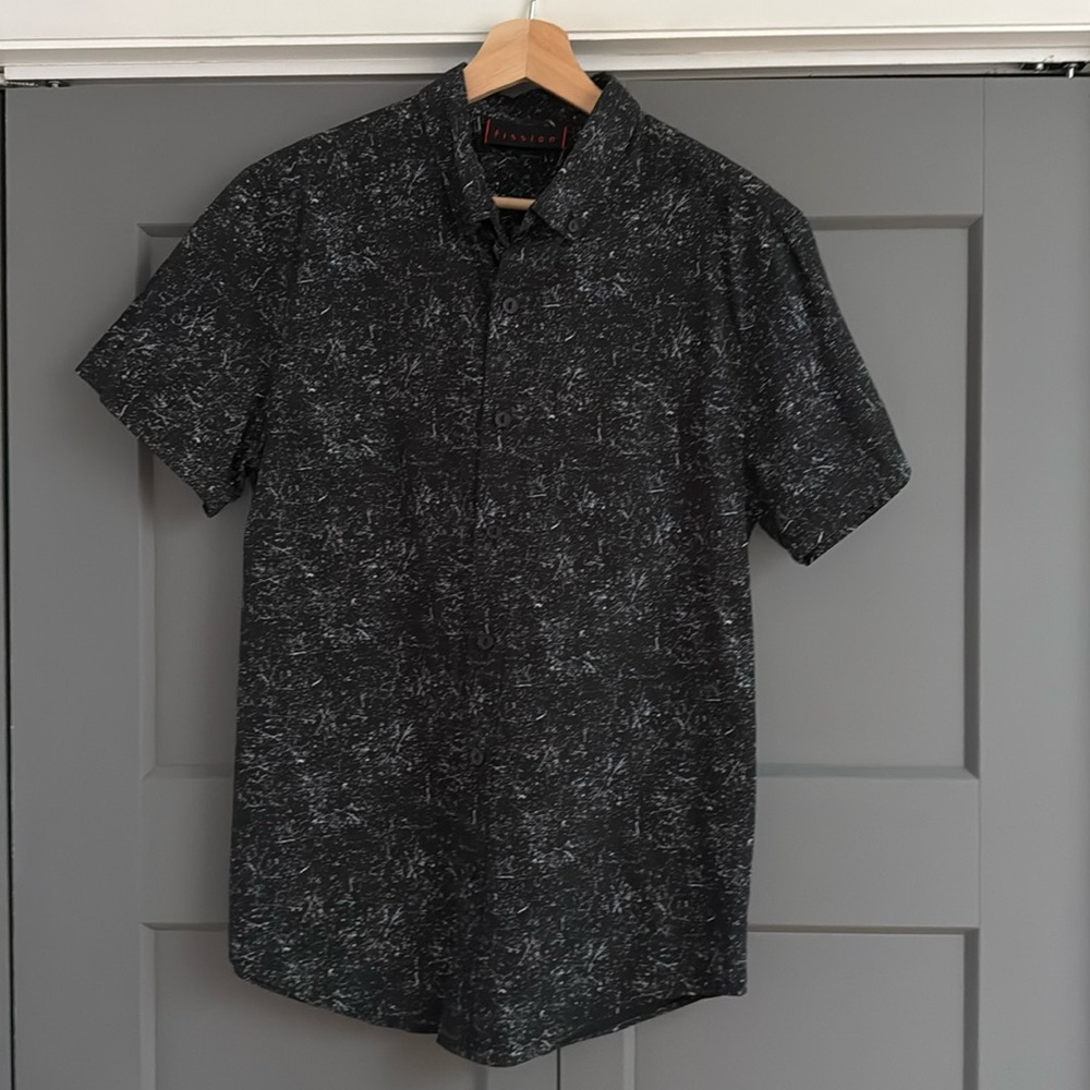 Fission Short Sleeve Button Down Shirt